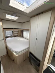 Fahrzeugbild Hobby De Luxe 460 UFe InterCaravaning 1500 kg / Mover / ETS #11