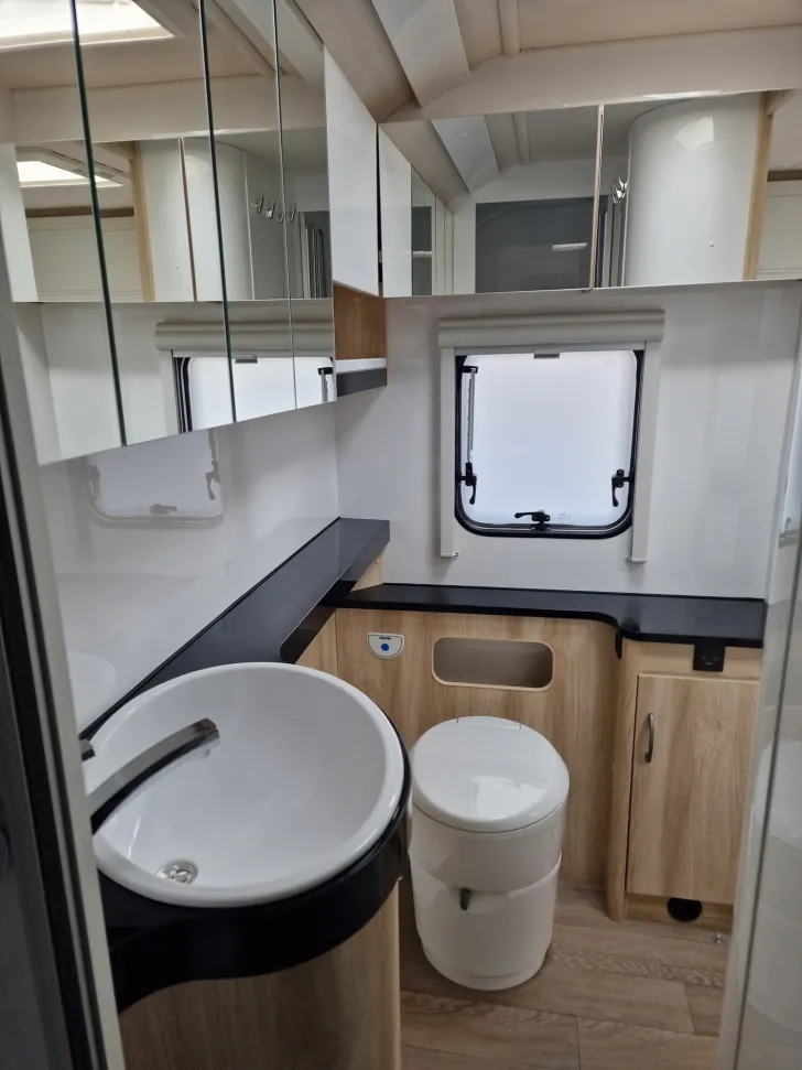 Fahrzeugbild Hobby De Luxe 495 WFB - ab Oktober verfügbar #6