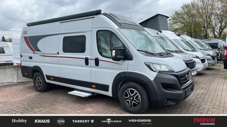 Schräg Vorne Bürstner Eliseo C 642