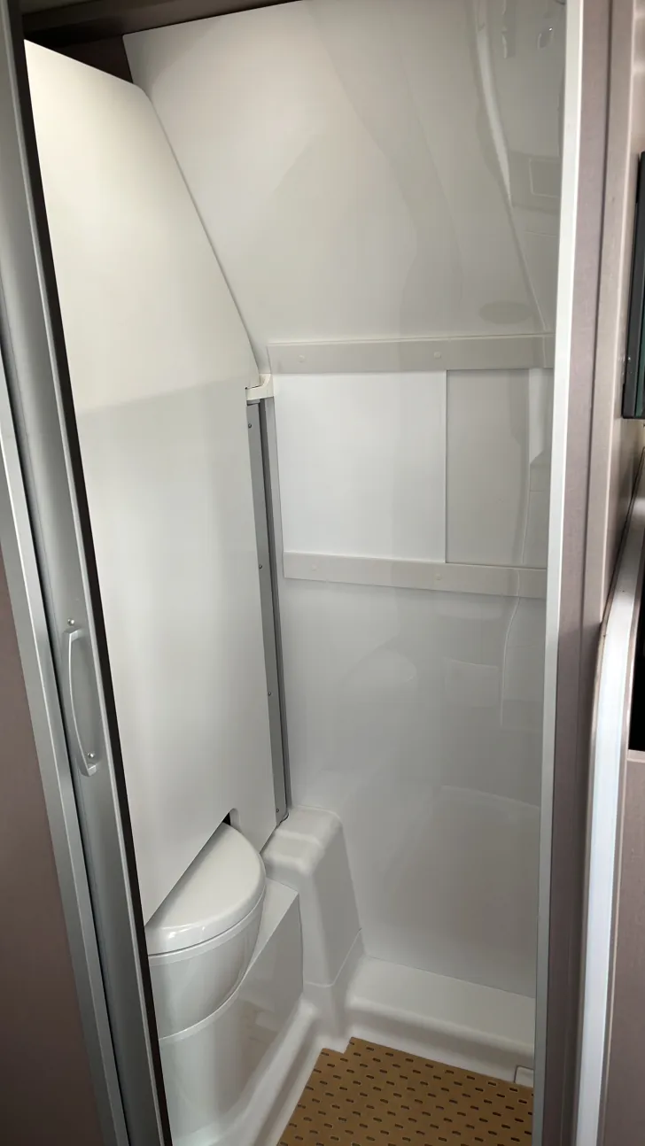 Fahrzeugbild Bürstner Eliseo C 642 #13