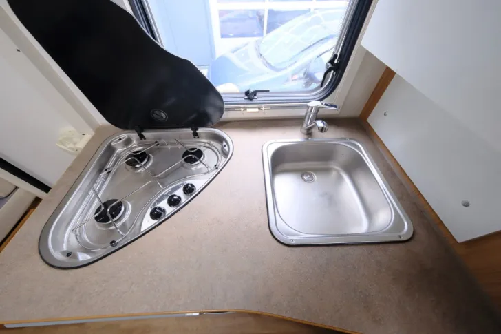 Fahrzeugbild Ahorn Camp Camp 690P/Einzelbetten/Garage/Klima/Markise #14