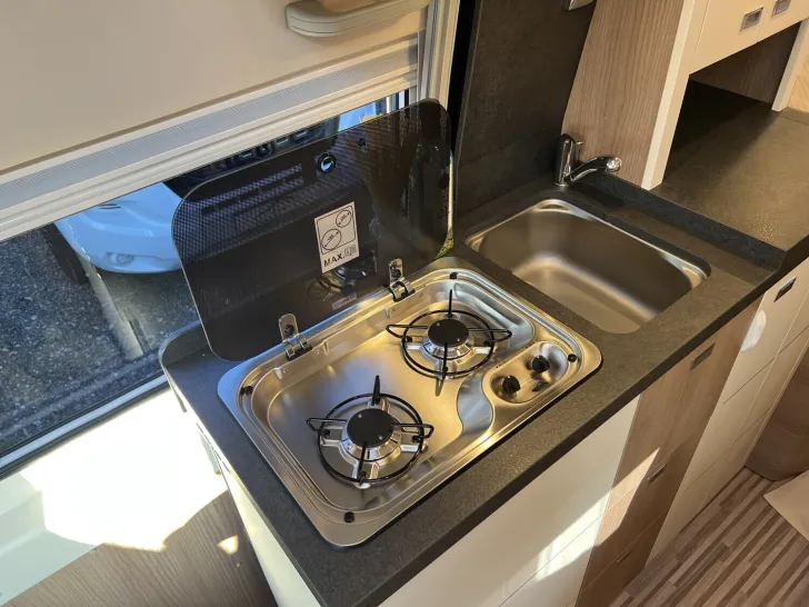 Fahrzeugbild Malibu Van charming coupé 640 LE RB #16