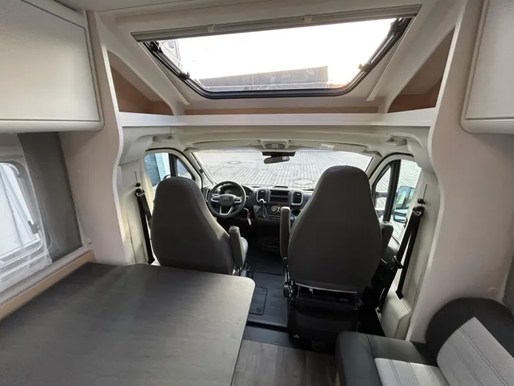 Fahrzeugbild Sunlight T 67 Adventure Edition #8