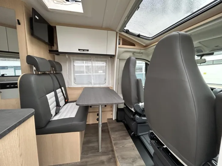 Fahrzeugbild Sunlight V 66 Adventure Edition #7