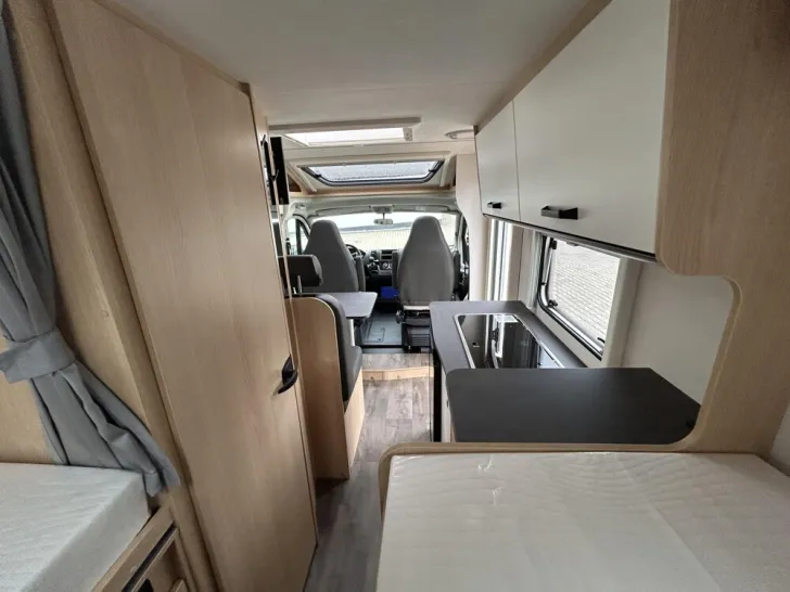 Fahrzeugbild Sunlight V 66 Adventure Edition #10