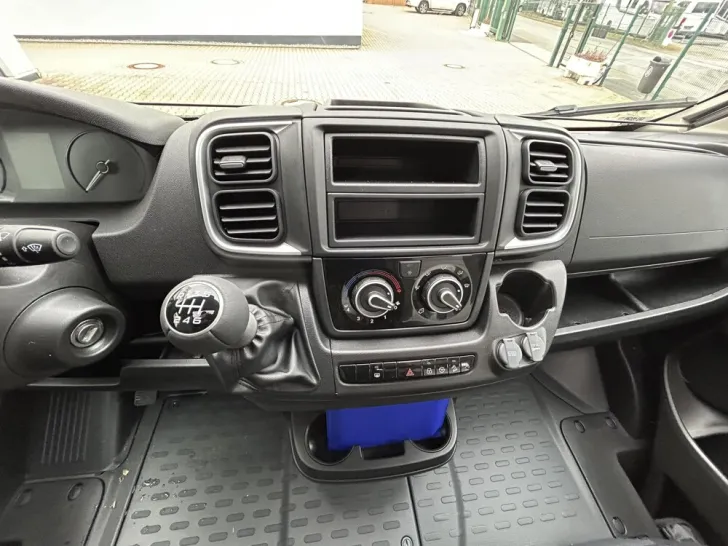 Fahrzeugbild Sunlight V 66 Adventure Edition #19