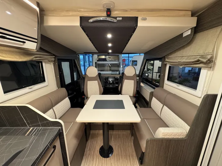 Fahrzeugbild Forster Integriert I 745 EF, 26, LITHIUM, SOLAR, TV #20