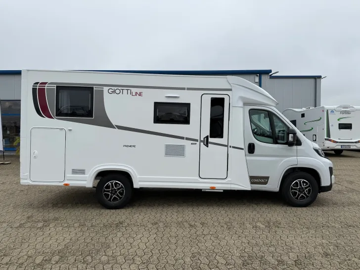 Fahrzeugbild GIOTTILINE Compact CX66 Premiere, KLIMA, SOLAR, SAT, TV #14