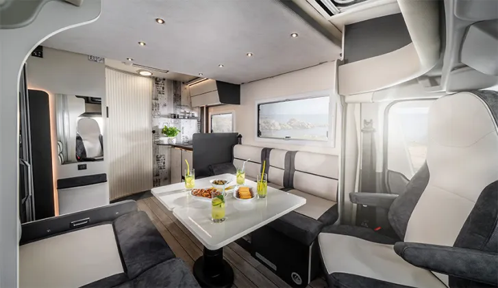 Fahrzeugbild Forster T 639 LF Coupe, MJ26, DRIVER ASSISTANCE PACK #3