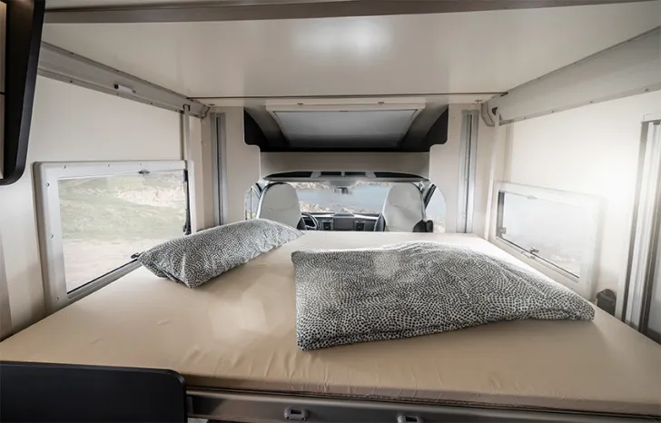 Fahrzeugbild Forster T 639 LF Coupe, MJ26, DRIVER ASSISTANCE PACK #5