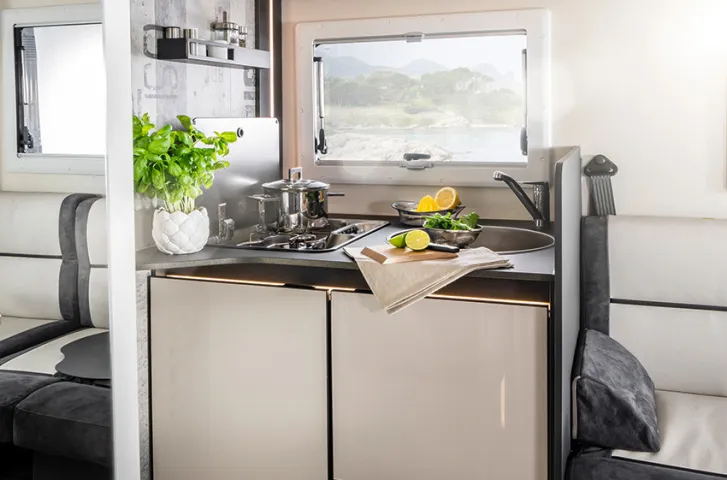 Fahrzeugbild Forster T 639 LF Coupe, MJ26, DRIVER ASSISTANCE PACK #6