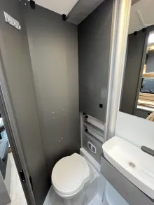 Fahrzeugbild Crosscamp EXPDN T 7.0 E Peugeot #10