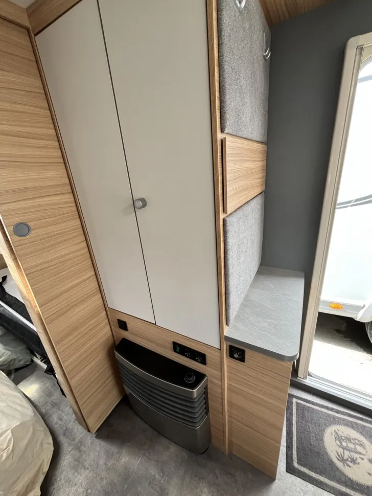 Fahrzeugbild Dethleffs Camper 730 FKR #10