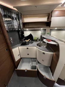 Fahrzeugbild Carthago chic c-line I 6.2 XL QB Mercedes (331) #21