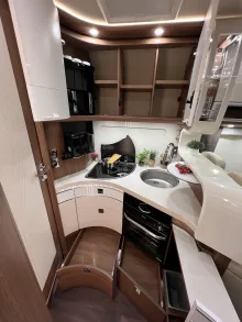 Fahrzeugbild Carthago chic e-line I 50 LE DA Mercedes (341) #22