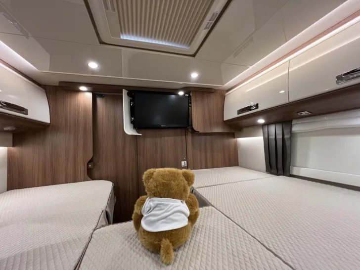 Fahrzeugbild Carthago chic e-line I 50 LE DA Mercedes (341) #33