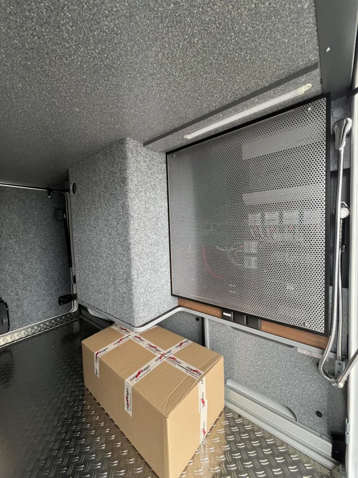Fahrzeugbild Carthago chic e-line I 50 LE DA Mercedes (341) #45