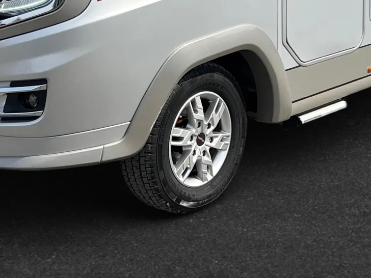 Fahrzeugbild Carthago liner-for-two I 53 Iveco (302) #8