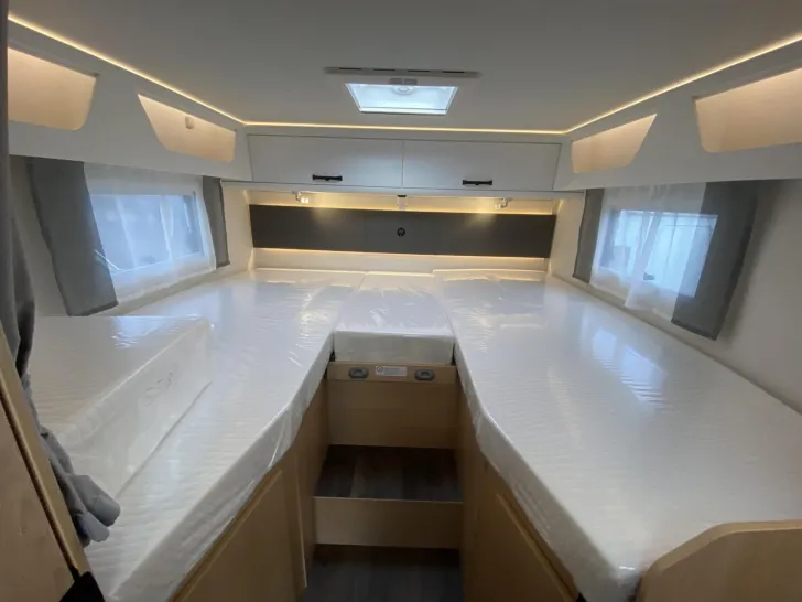 Fahrzeugbild Sunlight Adventure T Ford 680 2026 #14