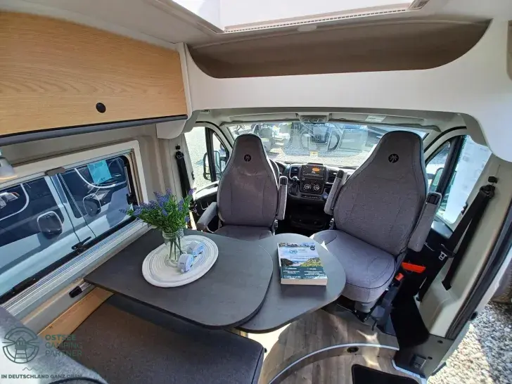 Fahrzeugbild Sunlight Cliff 600 IC-Line 2026 #10