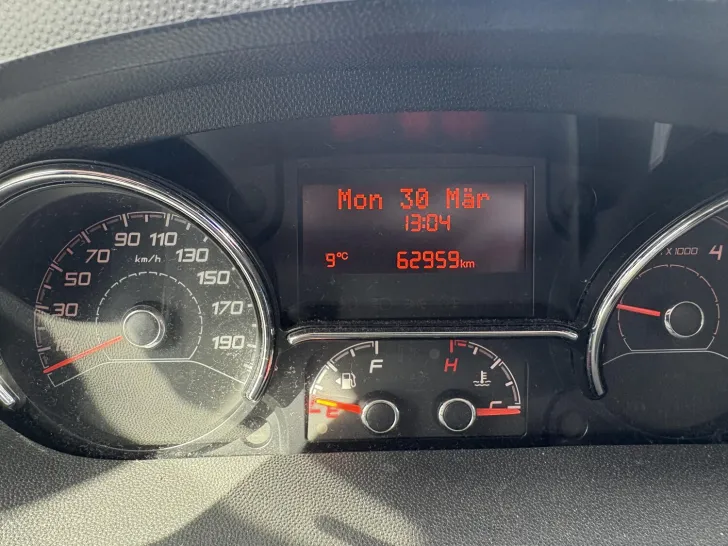 Fahrzeugbild Pössl 2Win Plus Surf ready! #10