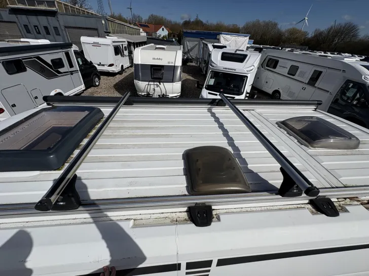 Fahrzeugbild Pössl 2Win Plus Surf ready! #24