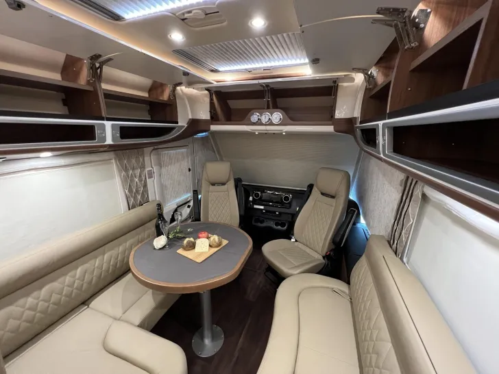 Fahrzeugbild Carthago chic e-line I 61 XL LE Mercedes (334) #14