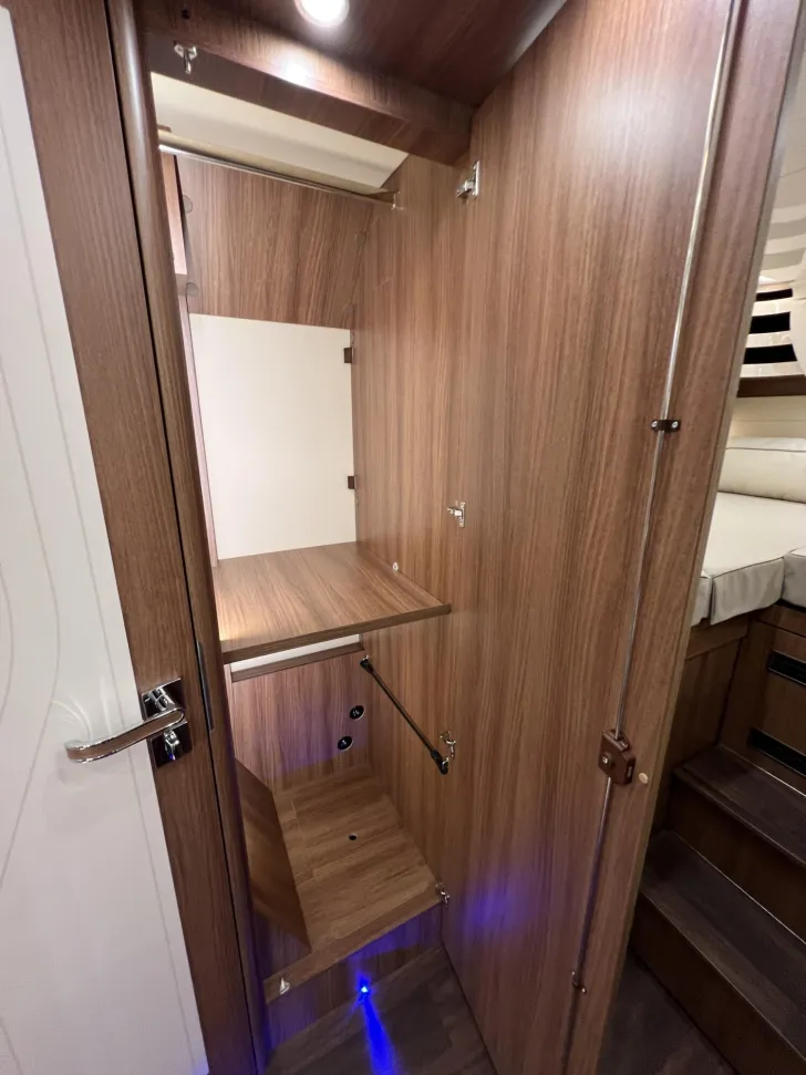 Fahrzeugbild Carthago chic e-line I 61 XL LE Mercedes (334) #33