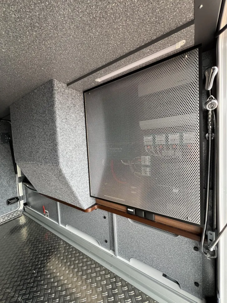 Fahrzeugbild Carthago chic e-line I 61 XL LE Mercedes (334) #43