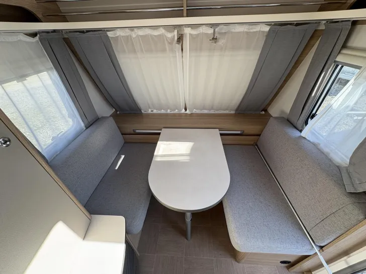 Fahrzeugbild LMC Sassino 460 E Junger Gebrauchter! #10