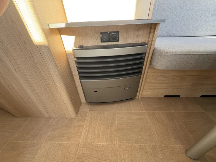 Fahrzeugbild LMC Sassino 460 E Junger Gebrauchter! #13