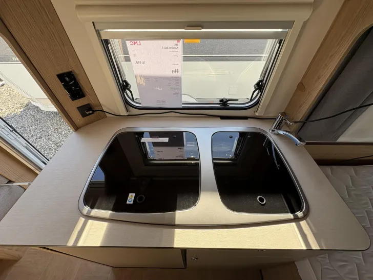 Fahrzeugbild LMC Sassino 460 E Junger Gebrauchter! #14