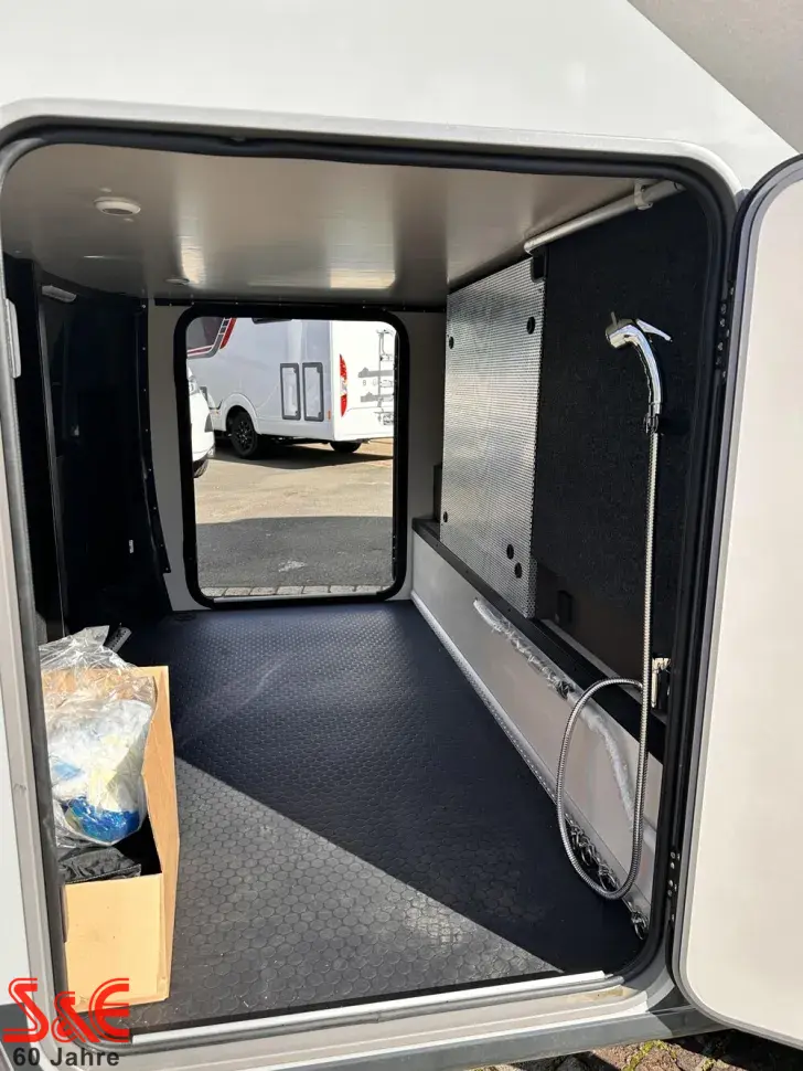 Fahrzeugbild Bürstner Signature SFT 7.1 #8