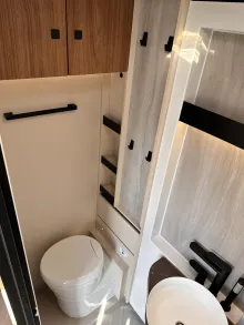 Fahrzeugbild Bürstner Signature SFT 7.1 #19