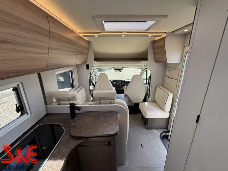 Fahrzeugbild Bürstner B66 TD 690 #11