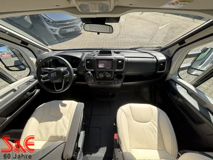 Fahrzeugbild Bürstner B66 TD 690 #12