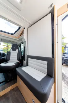 Fahrzeugbild Sunlight Adventure V 67S 562 KG Zuladung #19
