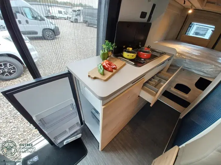 Fahrzeugbild Dethleffs Globetrail 600 DS Fiat - Aufstelldach #12