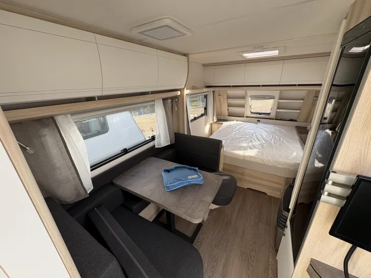 Fahrzeugbild Hobby De Luxe 460 SFf *MOVER*MARKISE*SAT*TV* #12