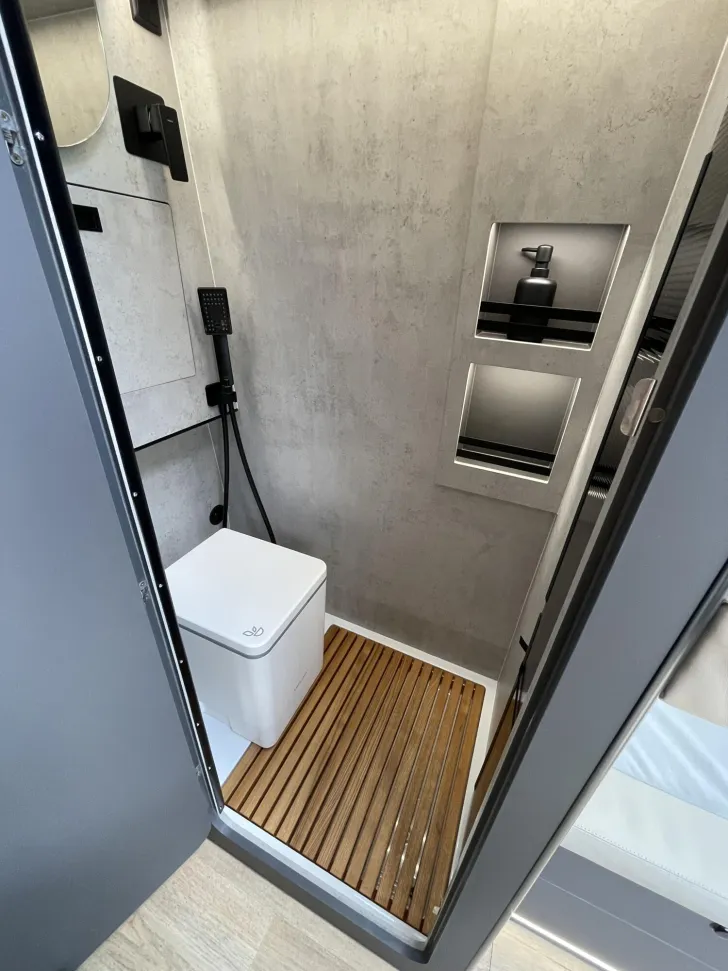 Fahrzeugbild Globe-Traveller Falcon 2Z 2 Personenfahrzeug #48