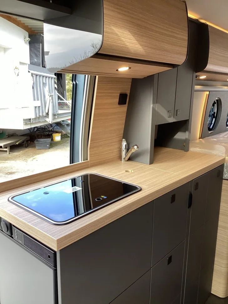 Fahrzeugbild Malibu Van charming coupé 640 LE RB Stilwelt lucca #13