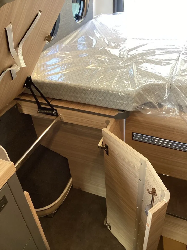 Fahrzeugbild Malibu Van charming coupé 640 LE RB Stilwelt lucca #21