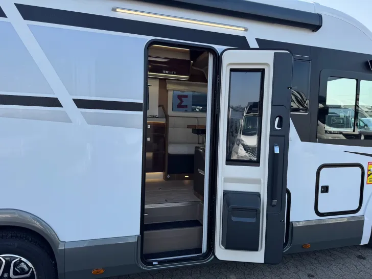 Fahrzeugbild Mobilvetta K Yacht Tekno Line 86 - SAT, TV, SOLAR, KLIMA #12