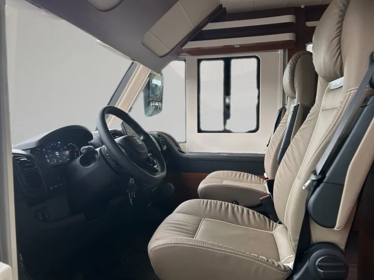 Fahrzeugbild Carthago liner-for-two I 53 #7