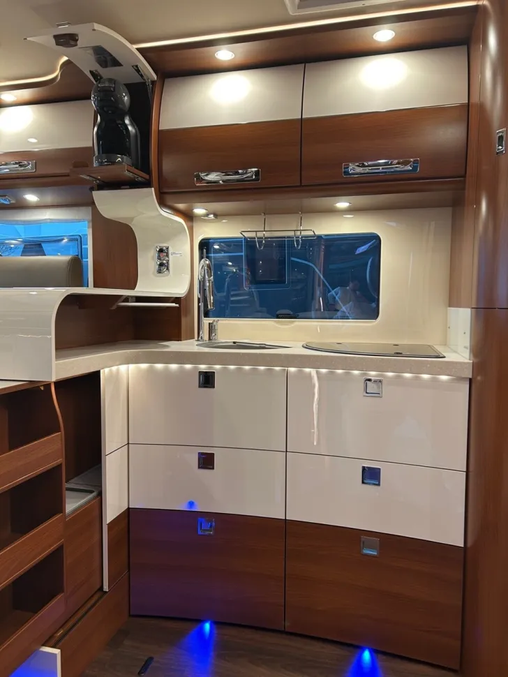 Fahrzeugbild Carthago liner-for-two I 53 #13