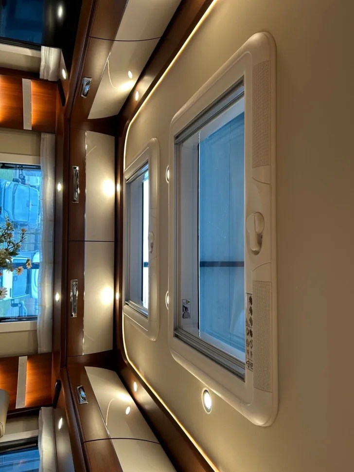 Fahrzeugbild Carthago liner-for-two I 53 #14