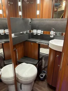 Fahrzeugbild Carthago liner-for-two I 53 #15