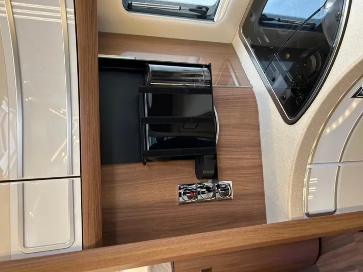 Fahrzeugbild Carthago chic e-line I 50 LE DA #20