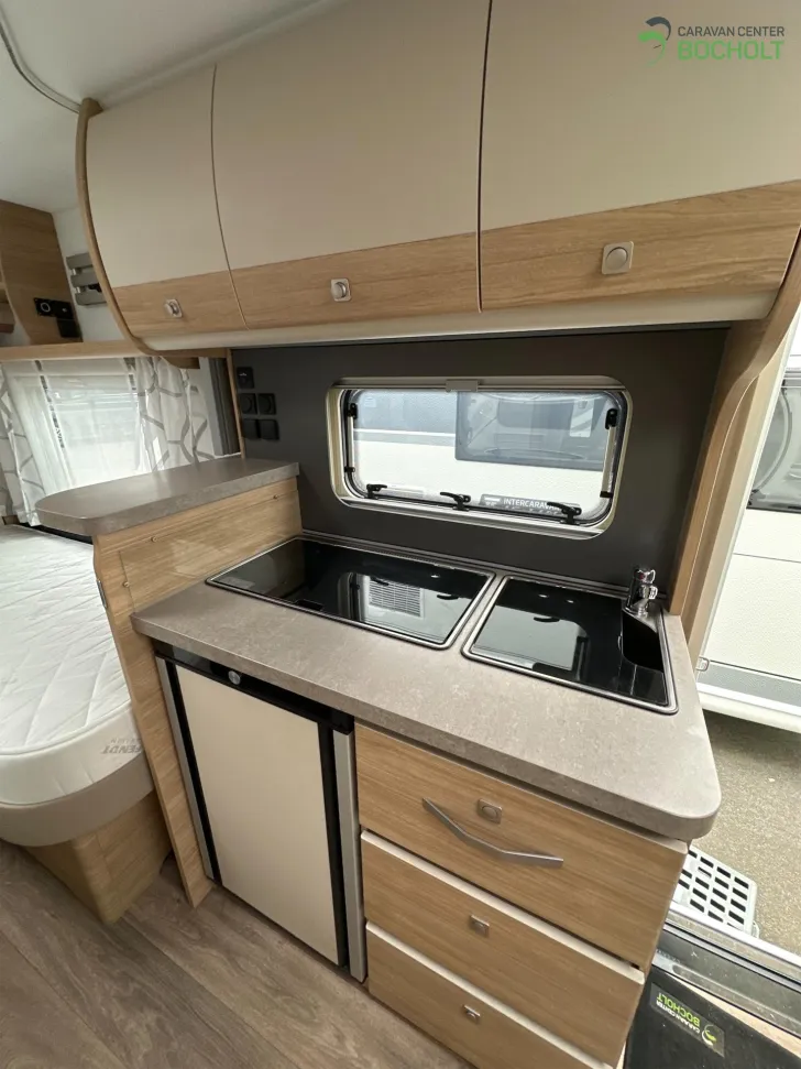 Fahrzeugbild Fendt Bianco Selection 465 TG 1800 kg / Dachklima / Mover #8