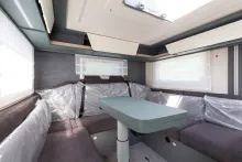 Fahrzeugbild Laika Kosmo L 105 // 104.192  Listenpreis #6